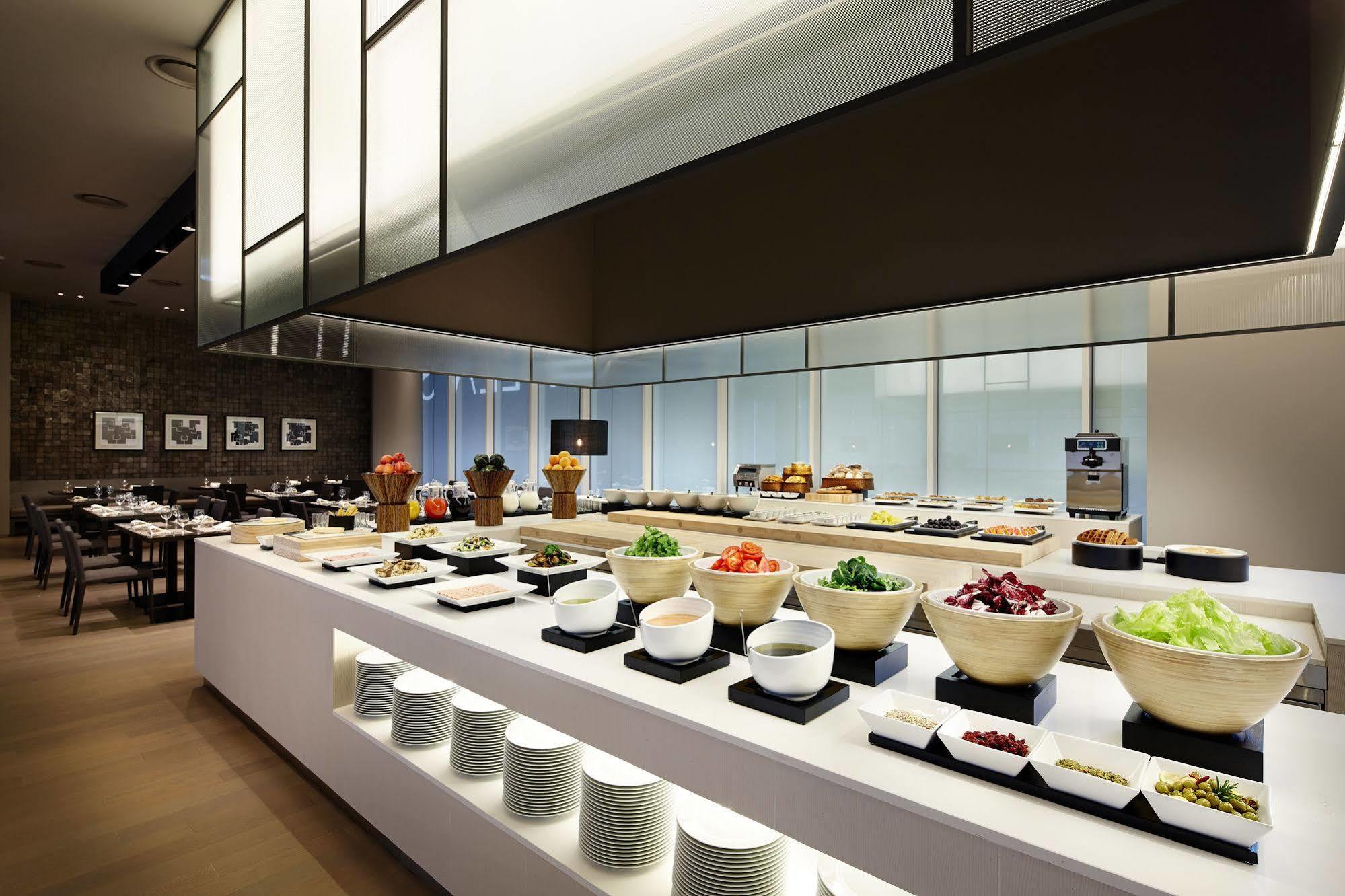 Shilla Stay Seodaemun Seoul Station Екстериор снимка